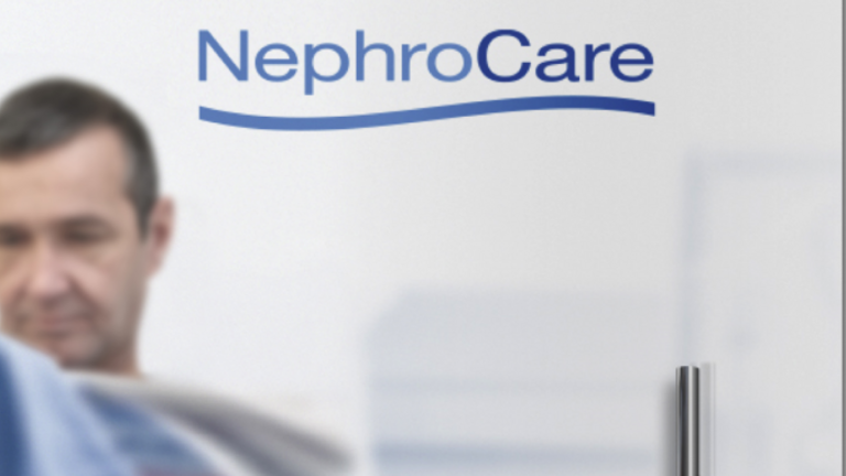[Translate to Italy - Italian:] Patient and NephroCare Logo