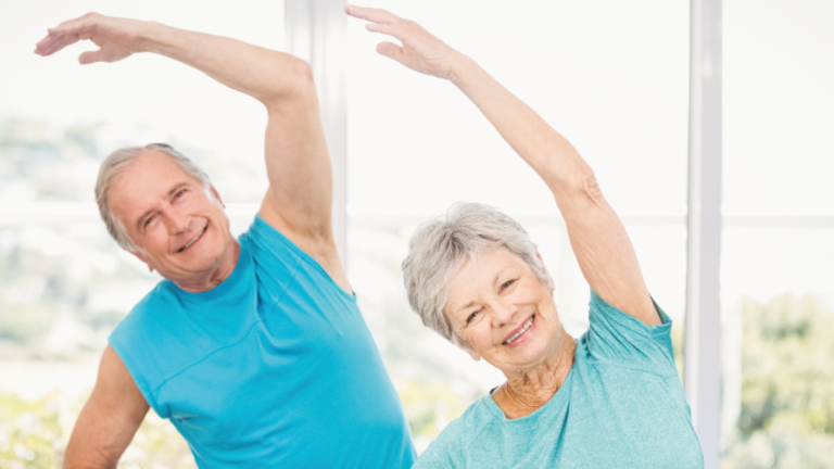 [Translate to Italy - Italian:] Man and Woman exercising